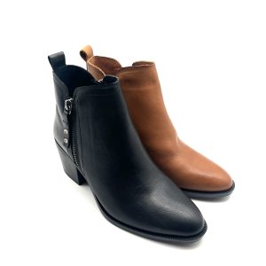 Carmela Westernboot