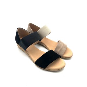 Pinaz Sandale mit Fersenkappe