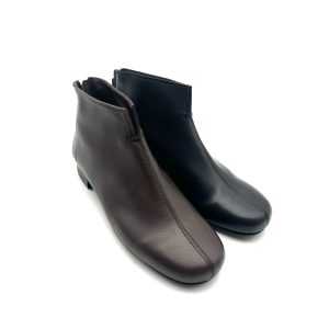 Fabri Stiefelette Karree
